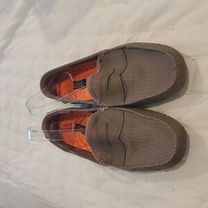 Swims Slip-On Penny Loafers / Drivers Size  9 US in Solid Olive Green